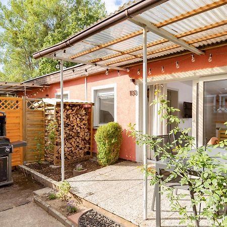 Gemutliches Tinyhouse Bungalow Mit Kamin & Sauna Am See Joachimsthal Ngoại thất bức ảnh