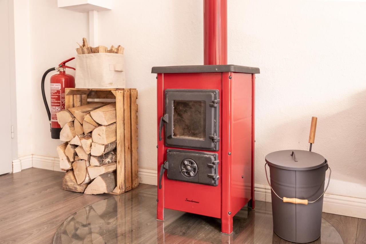 Gemutliches Tinyhouse Bungalow Mit Kamin & Sauna Am See Joachimsthal Ngoại thất bức ảnh