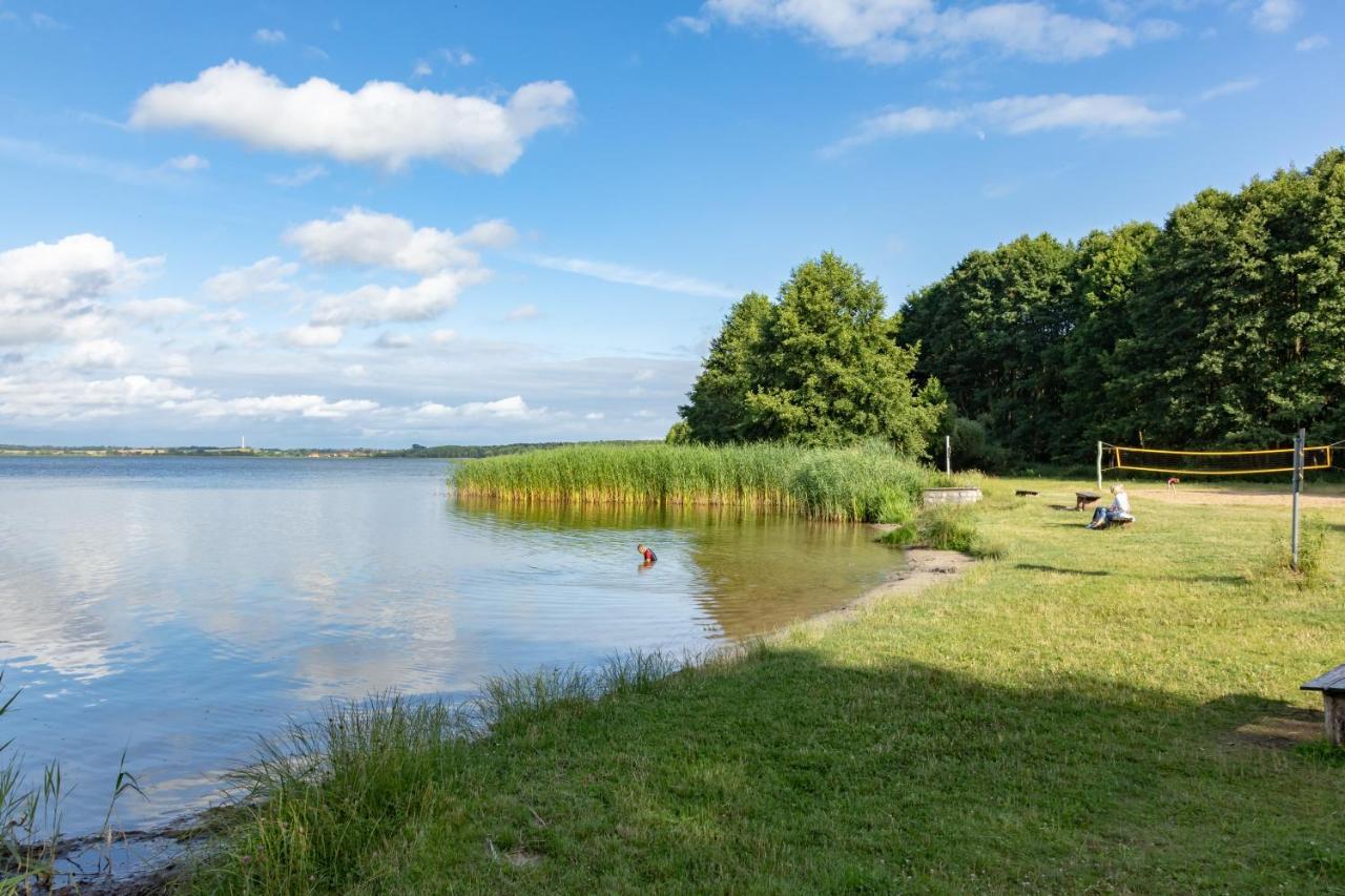 Gemutliches Tinyhouse Bungalow Mit Kamin & Sauna Am See Joachimsthal Ngoại thất bức ảnh